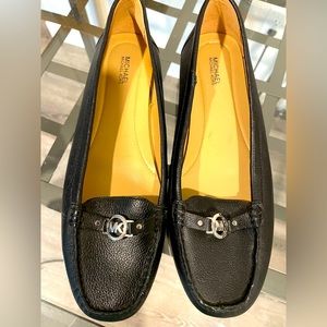 Michael Kors Flats Women size 10